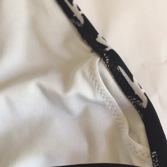 Pink Victoria’s Secret Bikini Top XS - Picture 5 of 5